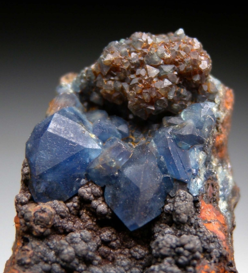Scorodite from Mina Oujela, Mapimi, Durango, Mexico [db_pics/pics/au393d.jpg]