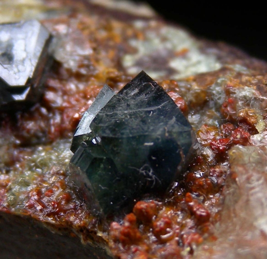 Scorodite from Mina Oujela, Mapimi, Durango, Mexico [db_pics/pics/au441d.jpg]