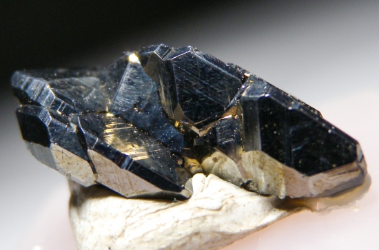 Bournonite from Hengyang, Hunan Prov., China [db_pics/pics/au531b.jpg]