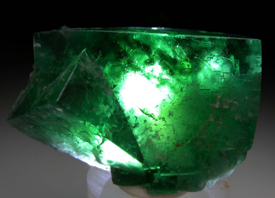 Fluorite from Rogerley Mine, Durham, England [db_pics/pics/au599c.jpg]