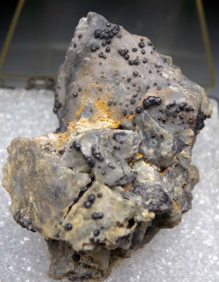 Metacinnabar from Mt. Diablo Mine, Contra Costa Co., California, USA [db_pics/pics/au636a.jpg]