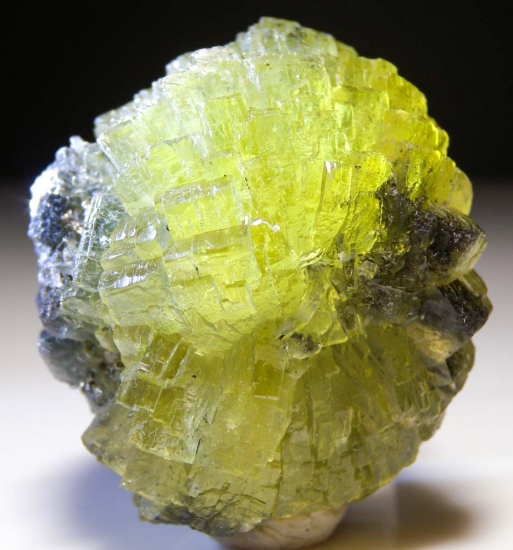 Prehnite from Merelani Hills, Arusha, Tanzania [db_pics/pics/au667g.jpg]