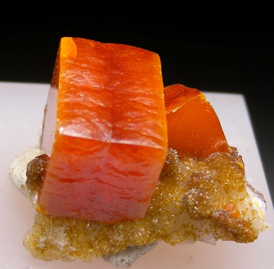 Wulfenite from Los Lamentos, Chihuahua, Mexico [db_pics/pics/au718c.jpg]