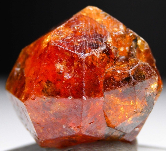 Spessartine from Nani, Loliondo, Tanzania [db_pics/pics/au740c.jpg]
