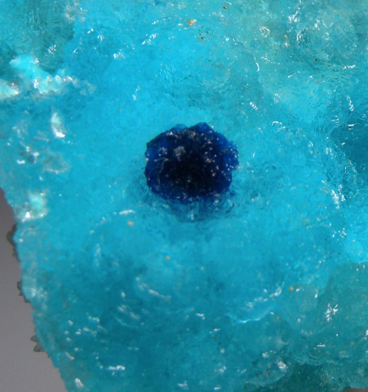 Veszelyite on Hemimorphite from Palabanda quarries, Mfouati, Bouenza Department, Republic of the Congo [db_pics/pics/au799dd.jpg]