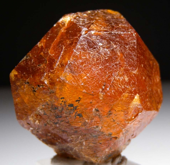 Spessartine from Nani, Loliondo, Tanzania [db_pics/pics/au859b.jpg]