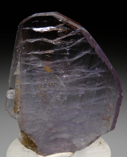 Magnesioaxinite from Merelani Hills, Arusha, Tanzania [db_pics/pics/au929d.jpg]