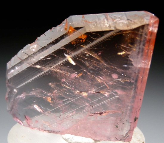 Magnesioaxinite from Merelani Hills, Arusha, Tanzania [db_pics/pics/au930b.jpg]