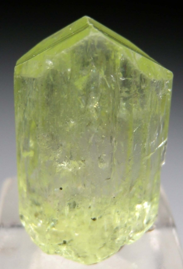 Diopside (twinned) from Merelani Hills, Arusha, Tanzania [db_pics/pics/au935a.jpg]
