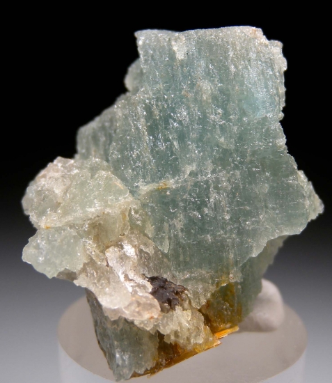 Aquamarine from Buckfield, Oxford Co., Maine, USA [db_pics/pics/au994c.jpg]
