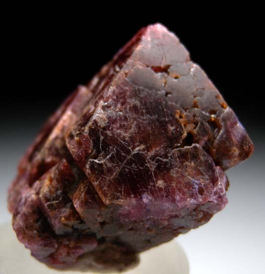 Spinel from Luc Yen, Yen Bai Prov., Vietnam [db_pics/pics/b147b.jpg]