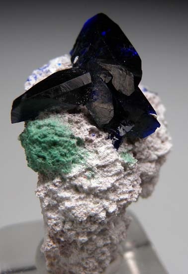 Azurite, Malachite on Dickite from Volborthite Pocket, Milpillas Mine, Cuitaca, Sonora, Mexico [db_pics/pics/b293a.jpg]