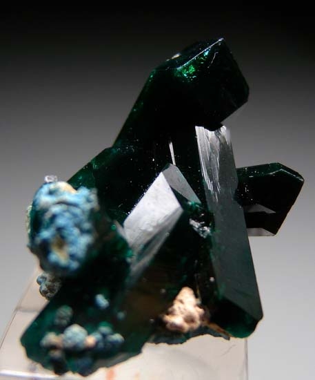 Dioptase from Christoph Mine, Kaokaveld, Namibia [db_pics/pics/b334a.jpg]