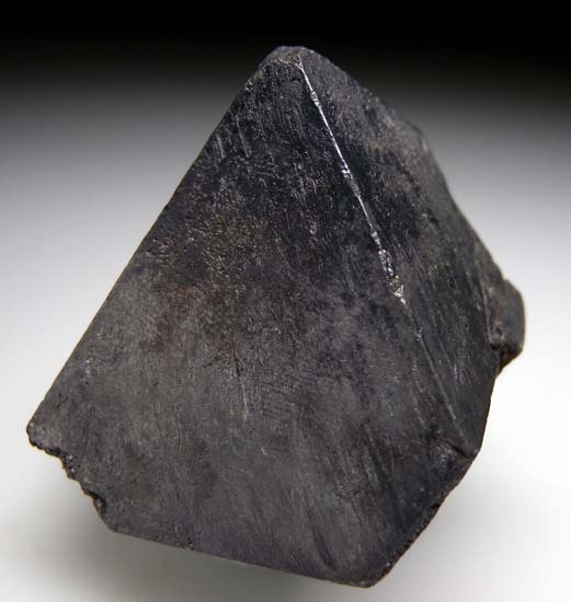 Alabandite from Merelani Hills, Arusha, Tanzania [db_pics/pics/b340a.jpg]