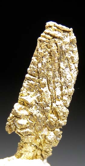 Gold with Quartz from Round Mountain Mine, Nye Co., Nevada [db_pics/pics/b352c.jpg]