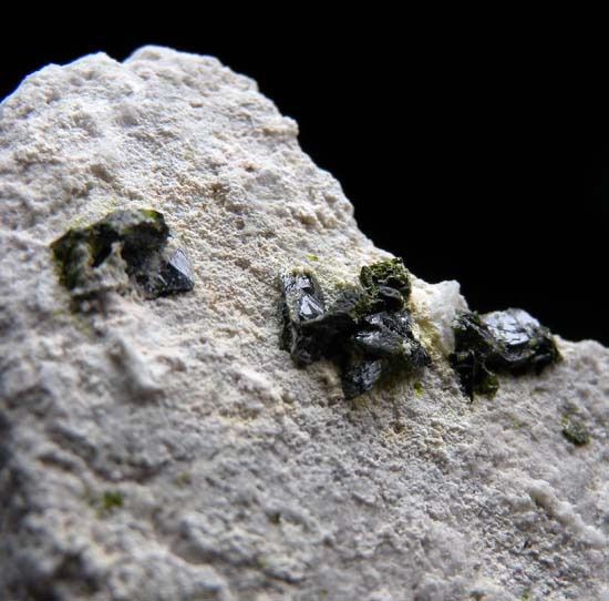 Volborthite from Milpillas Mine, Cuitaca, Sonora, Mexico [db_pics/pics/b375b.jpg]