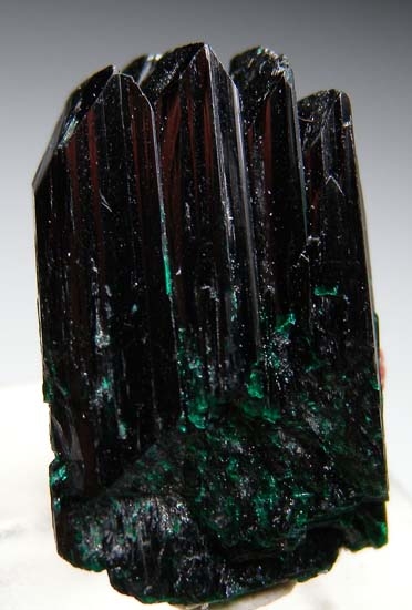 Brochantite from Milpillas Mine, Cuitaca, Sonora, Mexico [db_pics/pics/b397c.jpg]