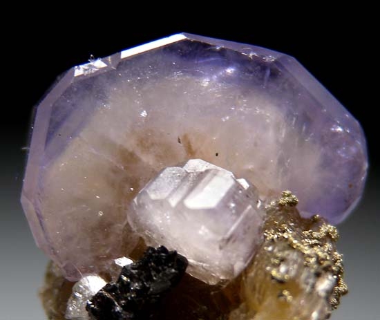 Apatite from Panasquiera, Castelo Branco, Portugal [db_pics/pics/b536c.jpg]