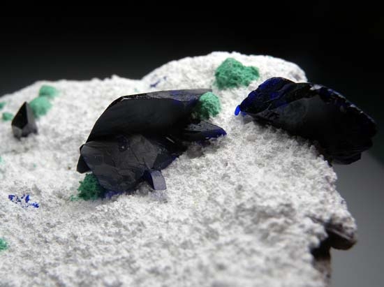 Azurite with Malachite from Volborthite Pocket, Milpillas Mine, Cuitaca, Sonora, Mexico [db_pics/pics/b607b.jpg]