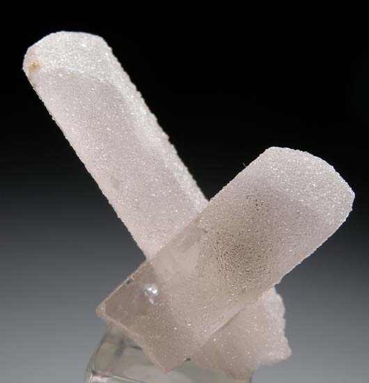 Danburite from Charcas, San Luis Potosi, Mexico [db_pics/pics/b618a.jpg]