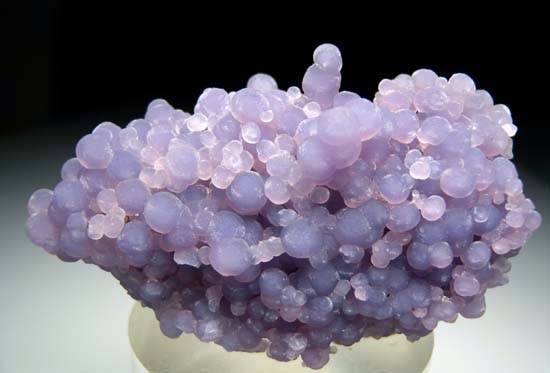 Chalcedony from Mamuju area, Sulawesi Barat Prov., Sulawesi Island, Indonesia [db_pics/pics/b799a.jpg]