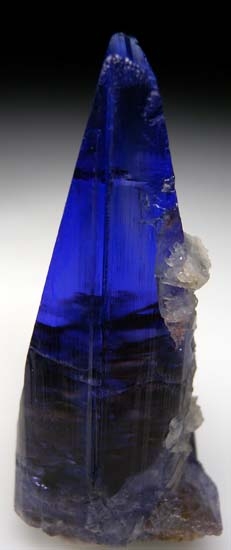 Prehnite on Tanzanite from Merelani Hills, Arusha, Tanzania [db_pics/pics/b852a.jpg]