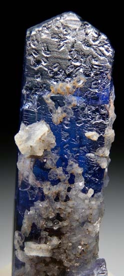 Prehnite on Tanzanite from Merelani Hills, Arusha, Tanzania [db_pics/pics/b852c.jpg]