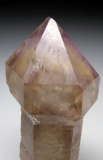 Quartz from Peterson Mountain, near Hallelujah Junction, Nevada, USA [db_pics/pics/b917b.jpg]