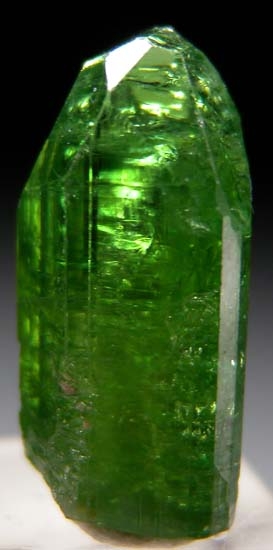 Chrome Vesuvianite from Jeffrey Mine, Asbestos, Quebec, Canada [db_pics/pics/b922a.jpg]