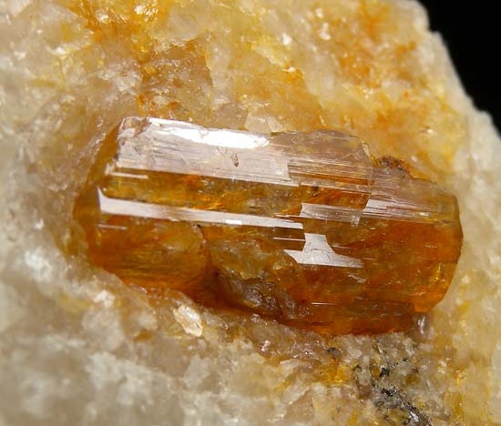 Sodalite and Richterite from Kokscha Valley, Badakshan Prov., Afghanistan [db_pics/pics/c163c.jpg]