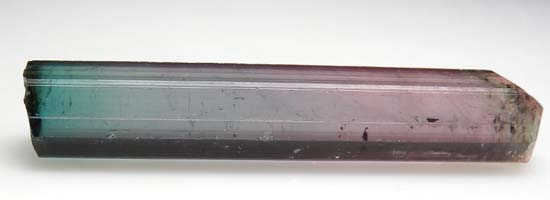 Elbaite from Virgem da Lapa, Minas Gerias, Brazil [db_pics/pics/c202d.jpg]