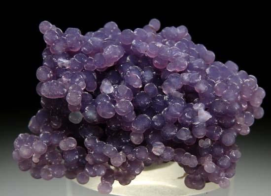 Chalcedony 'Grape Agate' from Mamuju, Sulawesi, Indonesia [db_pics/pics/c214a.jpg]