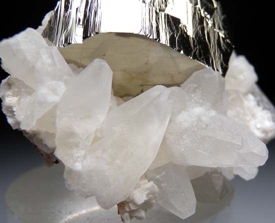 Pyrite with Calcite from Spruce #16 Claim, King Co., Washington, USA [db_pics/pics/c215b.jpg]