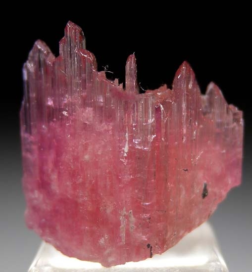 Pink Tanzanite from Merelani Hills, Arusha, Tanzania [db_pics/pics/c217a.jpg]