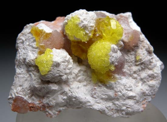 Jouravskite with Xonotlite from N'Chwanning III Mine, Kuruman, South Africa [db_pics/pics/c224a.jpg]