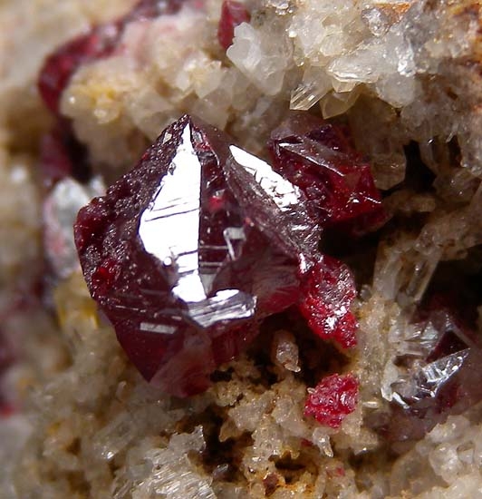 Cinnabar from Red Bird Mine, Antelope Springs District, Pershing Co., Nevada, USA [db_pics/pics/c365c.jpg]