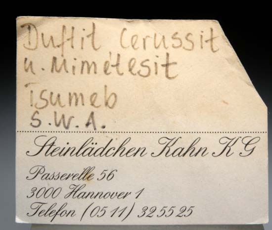 Mimetite on Cerussite with Duftite from Tsumeb, Namibia [db_pics/pics/c384b.jpg]