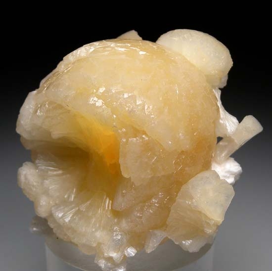 Stellerite from Aurangabad Quarry, Maharashtra, India [db_pics/pics/c388b.jpg]