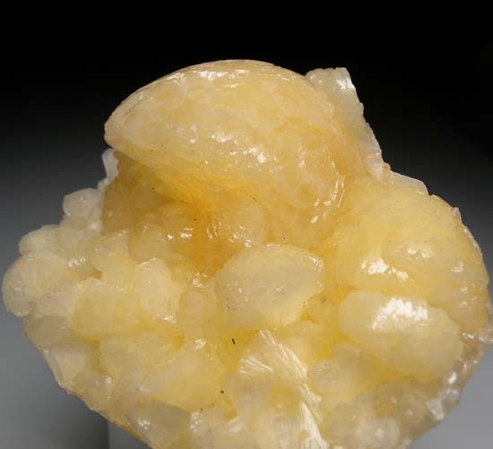 Stellerite from Aurangabad Quarry, Maharashtra, India [db_pics/pics/c391b.jpg]