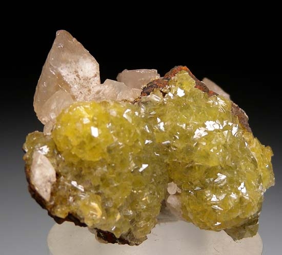 Adamite with Calcite from Mina Ojuela, Mapimi, Durango, Mexico [db_pics/pics/c403c.jpg]