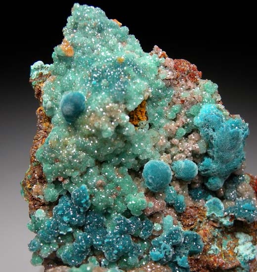 Smithsonite with Rosasite from Silver Hill Mine, Pima Co., Arizona, USA [db_pics/pics/c412b.jpg]