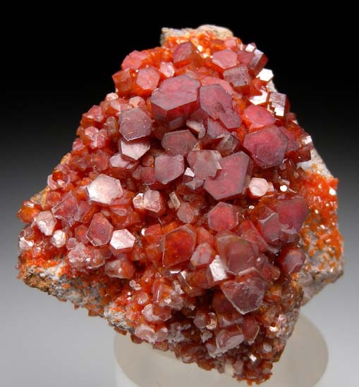 Vanadinite from Old Yuma Mine, Pima Co., Arizona, USA [db_pics/pics/c416a.jpg]