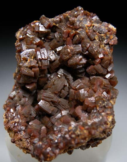 Vanadinite from Gallagher Mine (Ajax Mine), Charleston, Cochise Co., Arizona, USA [db_pics/pics/c417a.jpg]