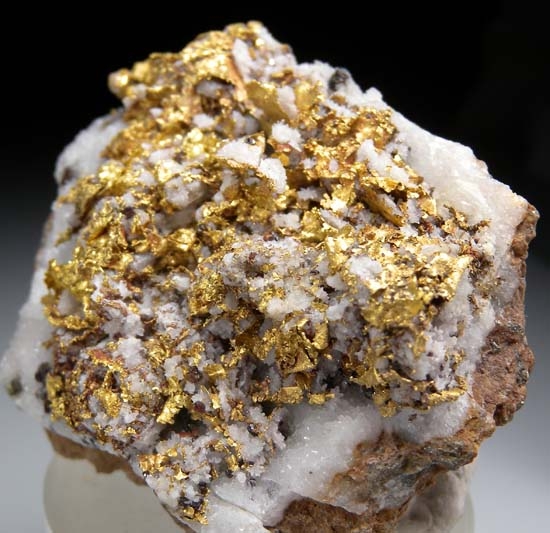 Gold from Kisbanya, Transylvania, Romania [db_pics/pics/c457d.jpg]