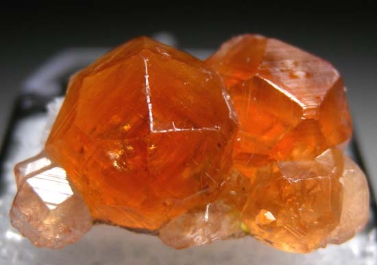 Grossular from Jeffrey Mine, Asbestos, Quebec, Canada [db_pics/pics/c508a.jpg]