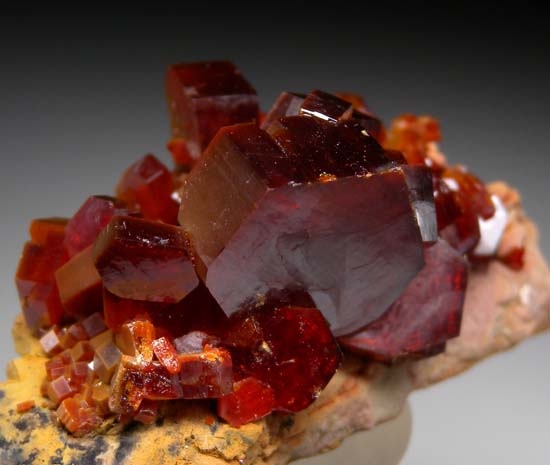 Vanandinite from Mibladen, Morocco [db_pics/pics/c603d.jpg]
