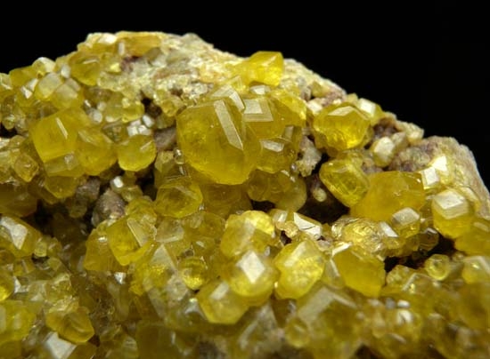 Andradite from Plan de Gallos, Veracruz, Mexico [db_pics/pics/c685d.jpg]