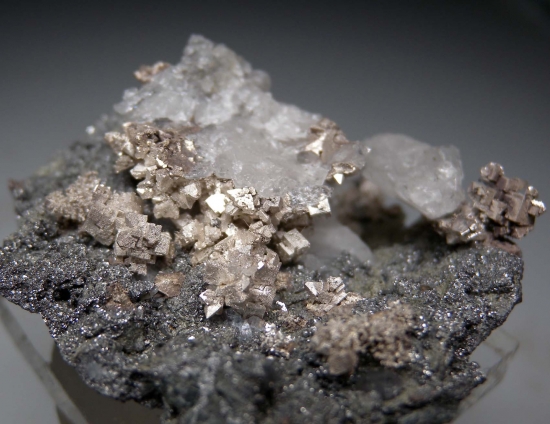 Silver (cubic crystals!) from Bouismas Mine, Zagora Prov., Draa-Tafilalet Region, Morocco [db_pics/pics/cs105e.jpg]