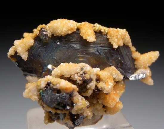 Calcite on Polybasite from Sombrerete, Zacatecas, Mexico [db_pics/pics/d109a.jpg]