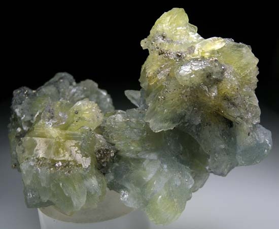 Prehnite from Merelani Hills, Arusha, Tanzania [db_pics/pics/d152c.jpg]